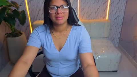 sarah_bay_tx online show from June 17, 7:48 pm