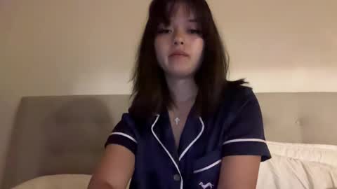Snapshot of sarah_heart_aus chatting on December 27, 11:50 am Sarah Heart Aus online show from December 27, 11:50 am