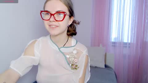 Sarah online show from February 24, 11:53 am