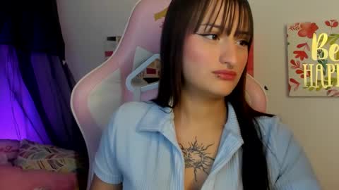 Sarah Ramirez online show from December 29, 4:05 am