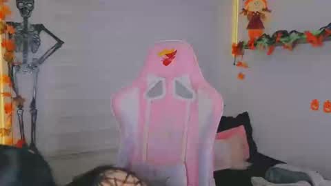 Sarah Ramirez online show from October 21, 3:32 am