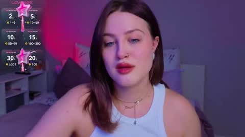 Sarah online show from February 18, 11:15 pm