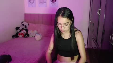 Sarah online show from February 14, 4:31 pm