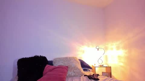 Sarah and Erik online show from November 17, 2:56 am