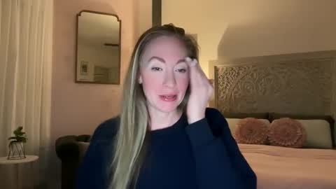 Sarah online show from June 4, 4:06 am