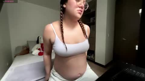 Sarahhh 0 online show from July 2, 6:47 pm