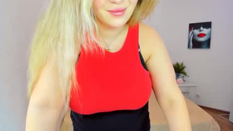 Sarah online show from January 25, 3:03 pm