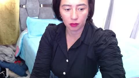 Snapshot of sarahott_1 chatting on September 15, 8:16 pm Lia online show from September 15, 8:16 pm