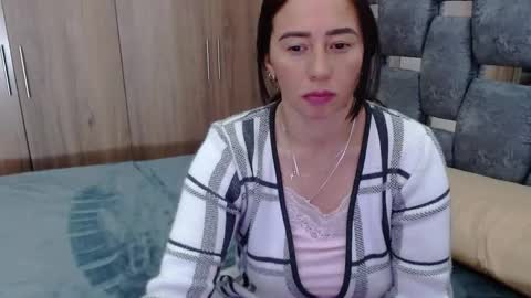 Snapshot of sarahott_1 chatting on March 7, 12:34 pm Lia online show from March 7, 12:34 pm