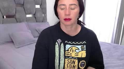 Snapshot of sarahott_1 chatting on September 9, 7:57 pm Lia online show from September 9, 7:57 pm