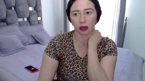 Snapshot of sarahott_1 chatting on September 8, 3:44 pm Lia online show from September 8, 3:44 pm