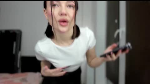 sarahphyllis online show from February 25, 3:52 pm