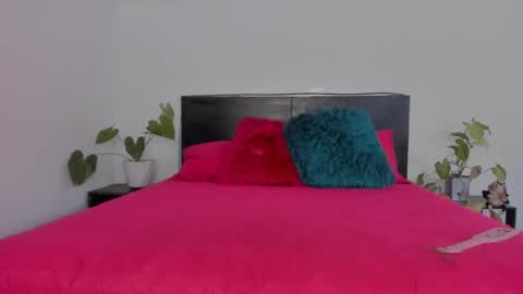 Girl next door online show from January 18, 5:48 pm