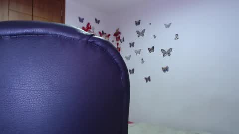 Snapshot of sarahros1 chatting on January 10, 2:35 am Sarah online show from January 10, 2:35 am