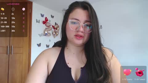 Snapshot of sarahros1 chatting on February 20, 4:25 pm Sarah online show from February 20, 4:25 pm