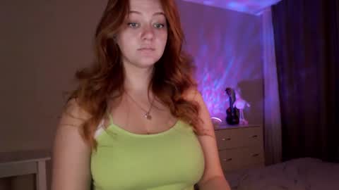 Sarah online show from December 24, 3:58 pm