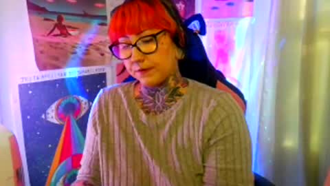 Snapshot of saraht666 chatting on October 9, 10:14 pm Sarah T online show from October 9, 10:14 pm