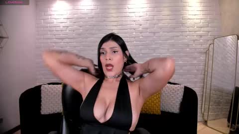 Snapshot of sarahyates chatting on September 28, 11:54 pm Sarah independent model online show from September 28, 11:54 pm
