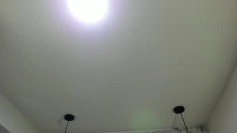   online show from March 8, 10:52 am