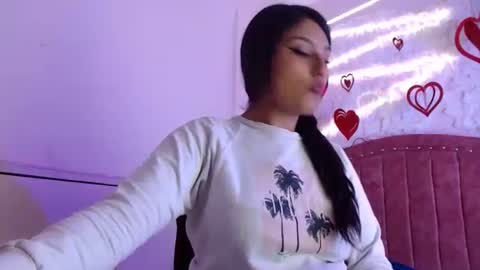 sarastonesx online show from February 28, 1:26 am