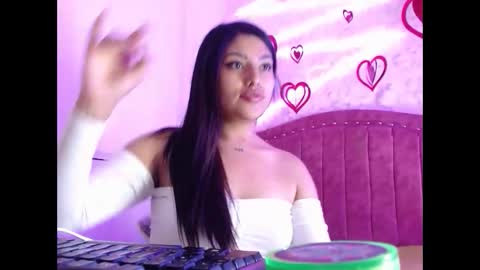 sarastonesx online show from February 17, 3:15 am