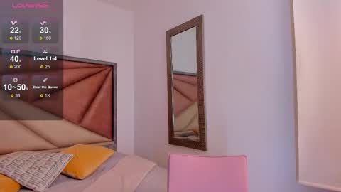      online show from January 8, 1:09 am