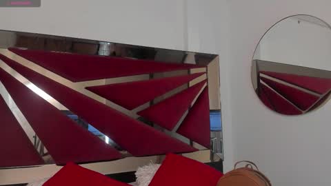      online show from January 7, 12:25 am