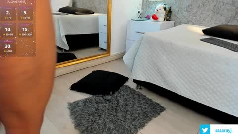 Snapshot of saray_cum chatting on January 30, 4:06 am saray online show from January 30, 4:06 am