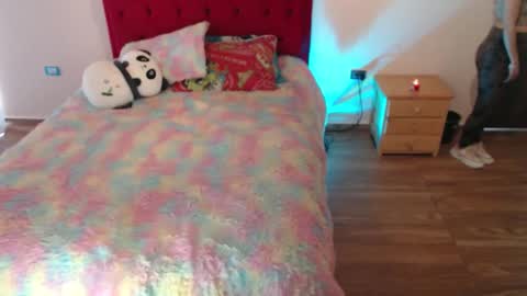 saray online show from February 4, 7:06 pm