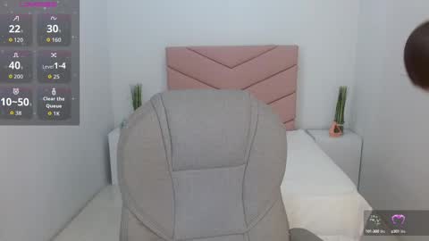 Snapshot of sarayvega_ chatting on October 7, 7:40 pm Saray Vega online show from October 7, 7:40 pm