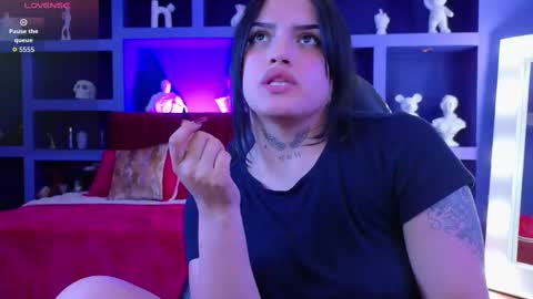 Sari  online show from September 16, 10:29 pm