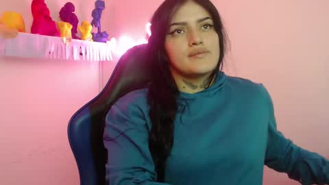 Sari  online show from October 8, 12:04 am