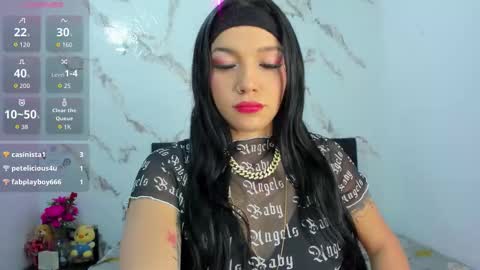Snapshot of sari_dali chatting on October 8, 6:29 am Sarita online show from October 8, 6:29 am
