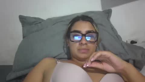 sarissmunera online show from October 23, 12:27 am