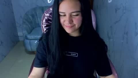 Sara  online show from July 28, 3:21 pm