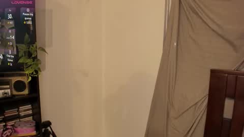 sarita_bibbies18 online show from February 24, 5:06 am