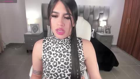 Snapshot of sarita_evanss chatting on February 8, 3:41 am Saritaaa online show from February 8, 3:41 am
