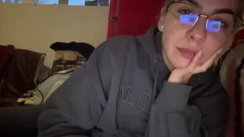 Snapshot of sarrah_rossy chatting on January 26, 3:14 pm Sarrah online show from January 26, 3:14 pm