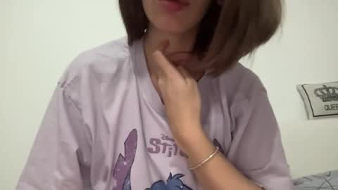 Snapshot of sarrah_rossy chatting on March 10, 7:29 pm Sarrah online show from March 10, 7:29 pm