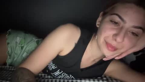 Snapshot of sarrah_rossy chatting on January 27, 4:11 pm Sarrah online show from January 27, 4:11 pm