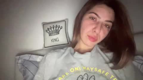 Snapshot of sarrah_rossy chatting on March 11, 8:20 pm Sarrah online show from March 11, 8:20 pm