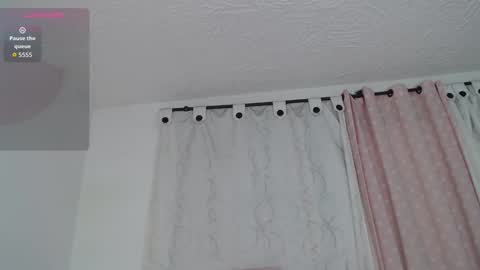 sasha_bigboobs_ online show from May 29, 10:19 pm