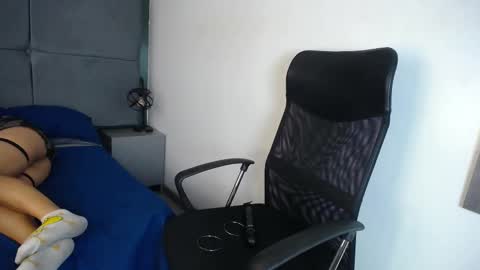 Snapshot of sasha_brattz chatting on March 11, 4:18 pm Sasha Brattz online show from March 11, 4:18 pm