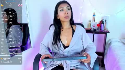 Sasha Brattz online show from February 27, 5:29 am