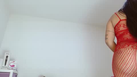 Snapshot of sasha_creamy chatting on October 14, 11:57 am Sasha Creamy online show from October 14, 11:57 am