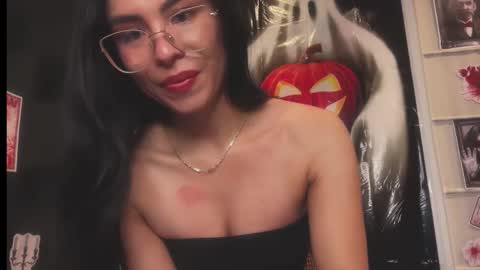 Snapshot of sasha_jonne chatting on October 9, 3:43 am sasha_jonne online show from October 9, 3:43 am