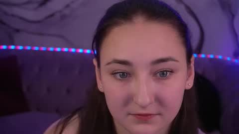 Snapshot of sashaduvalle chatting on September 27, 6:42 am sashaduvalle online show from September 27, 6:42 am