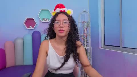 SashaMonroee  online show from December 16, 12:05 am