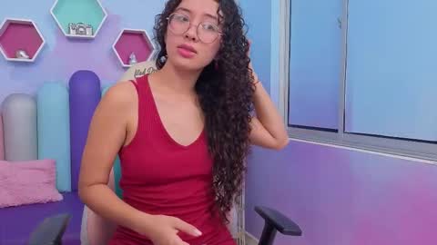 SashaMonroee  online show from December 14, 11:54 pm