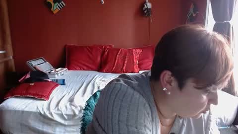 S A S H A R O S E online show from January 10, 6:12 pm